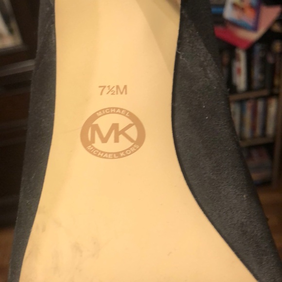 Michel kors boots - Picture 2 of 2